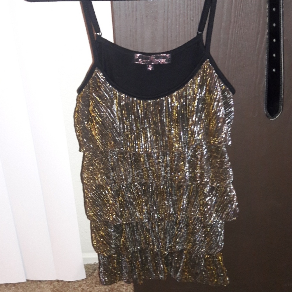 Elegant/flirty shirt
